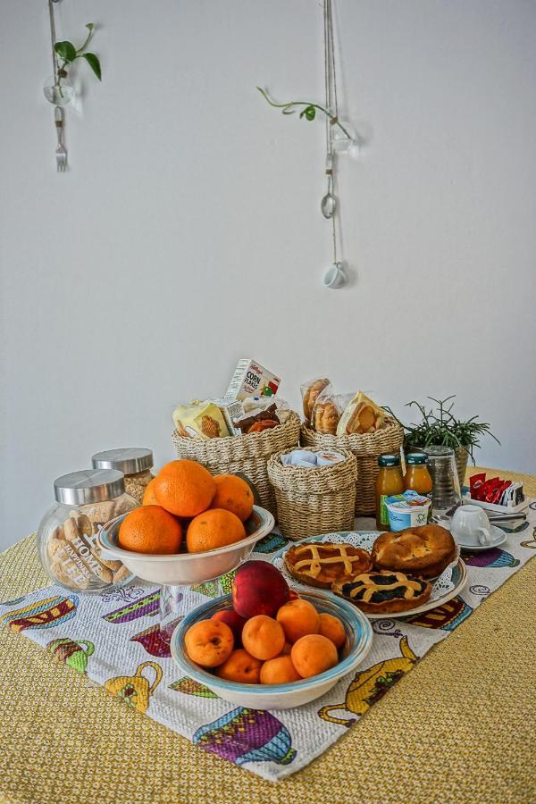 La Casa Dei Sognatori Bed & Breakfast Anzio Luaran gambar